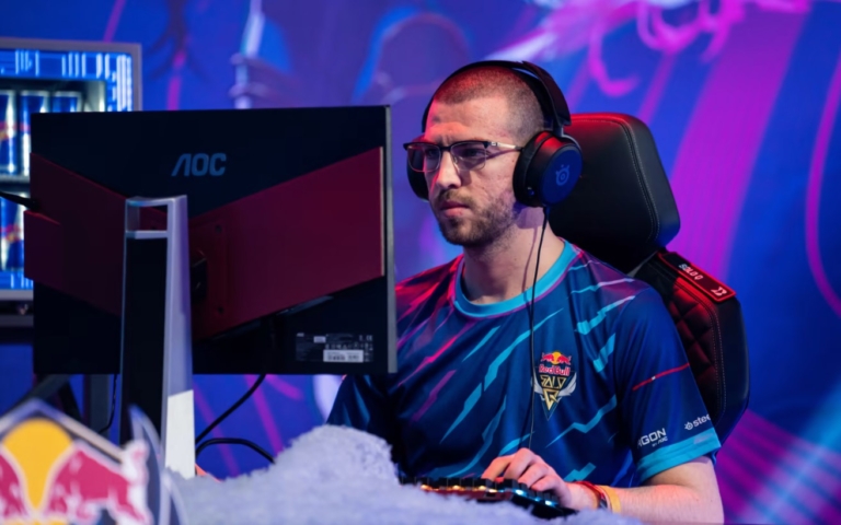 You Mert Bro: Στην τελική τετράδα του Red Bull Solo Q