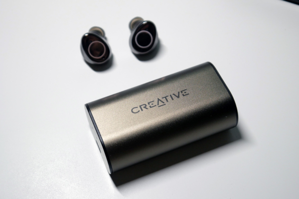 Creative Outlier Pro Review Με Ολοκληρωμένο ANC_
